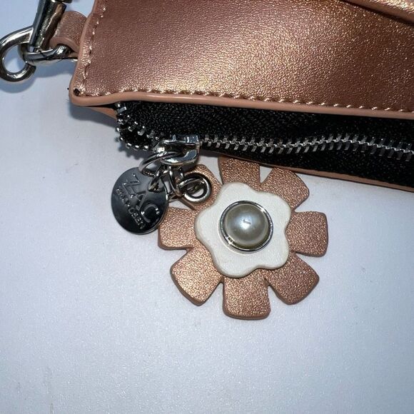 Zac Posen for Bloomingdale's Celia Rose Gold faux leather Crossbody Bag Purse Ex - Picture 6 of 9